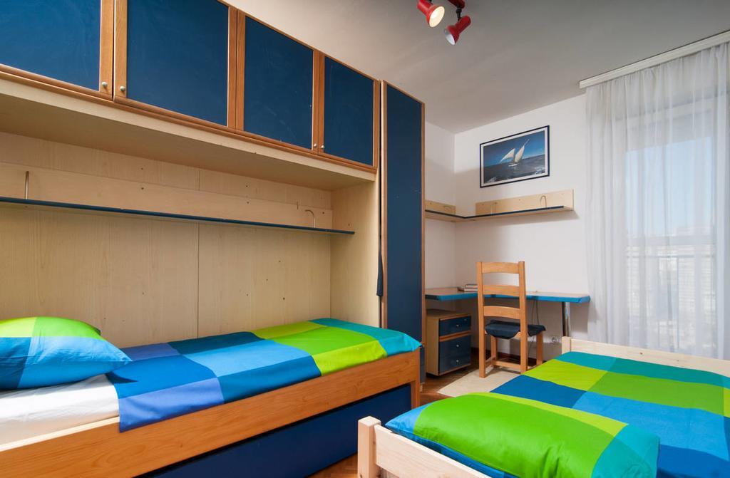 Apartment Definis スプリト 部屋 写真